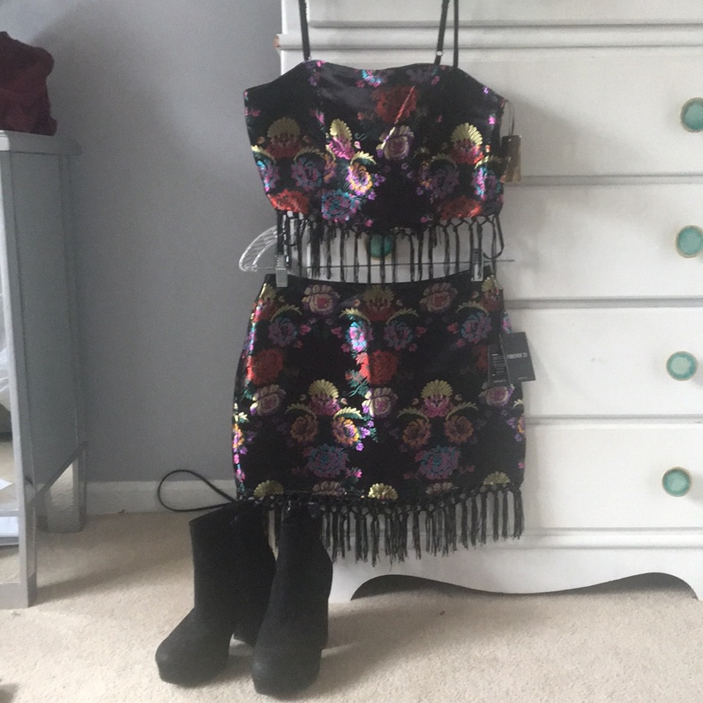 Two piece set